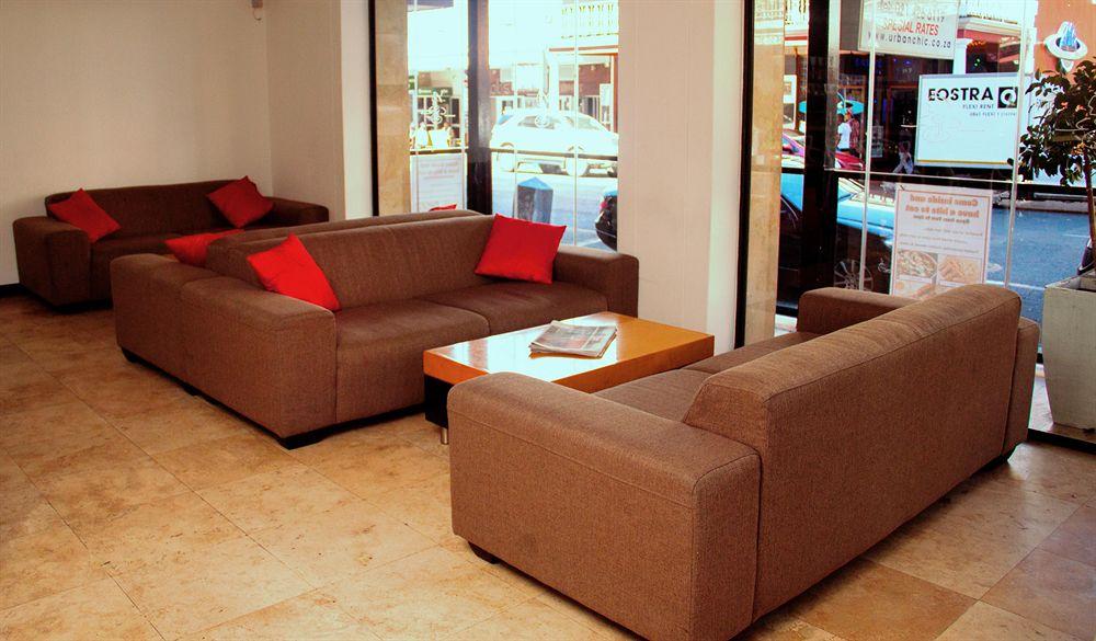 Urban Chic Boutique Hotel & Cafe Cape Town Exterior photo
