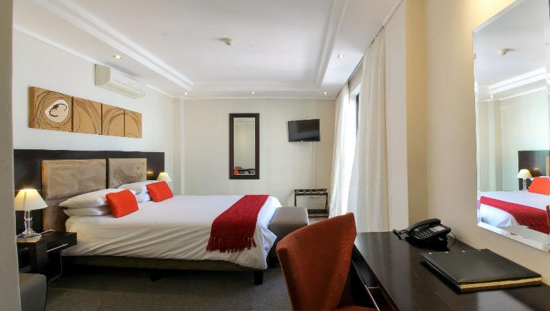 Urban Chic Boutique Hotel & Cafe Cape Town Exterior photo